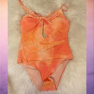 Cupshe Holiday Sunrise Ruched Tied One-Piece Swimsuit - NWT - Medium